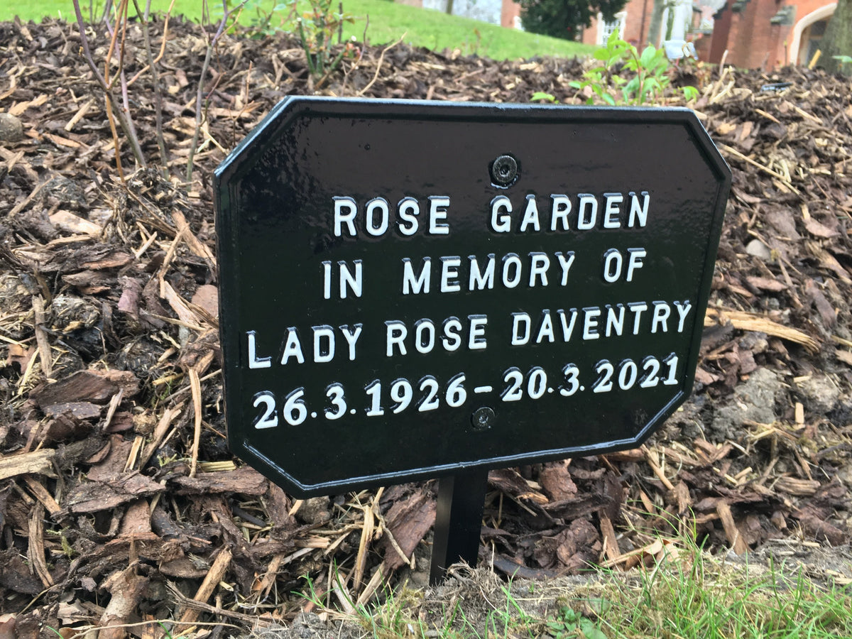 Vintage Traditional House Sign, Personalized Plaque, Colonial style Nameplate, Memorial Sign
